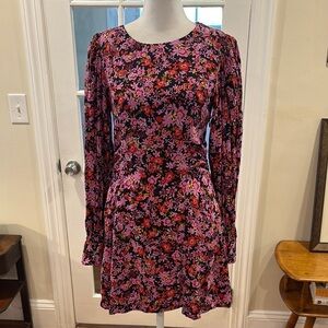 ZARA Floral Long Sleeve Dress with back cut out.  Side zipper.  Size M